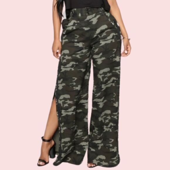Fashion Nova Camouflage Snao Button Sides High waist Bell Bottom Cotton Pants XS - Picture 1 of 14